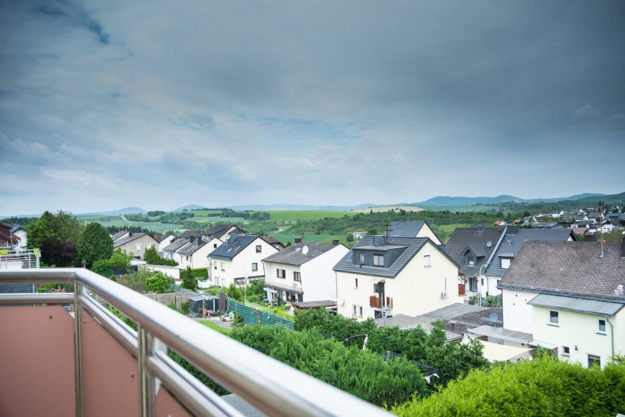 Apartamento Haus Helene Ochtendung Exterior foto